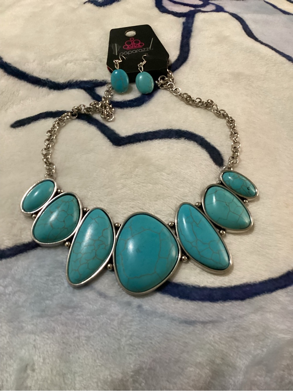 paparazzi Turquoise Cabochon Statement Necklace and Earrings Set - Picture 2 of 3